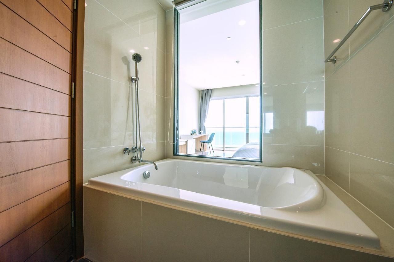 Movenpick Residences Pattaya With Ocean View 纳仲天 外观 照片