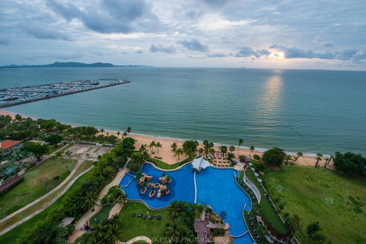 Movenpick Residences Pattaya With Ocean View 纳仲天 外观 照片